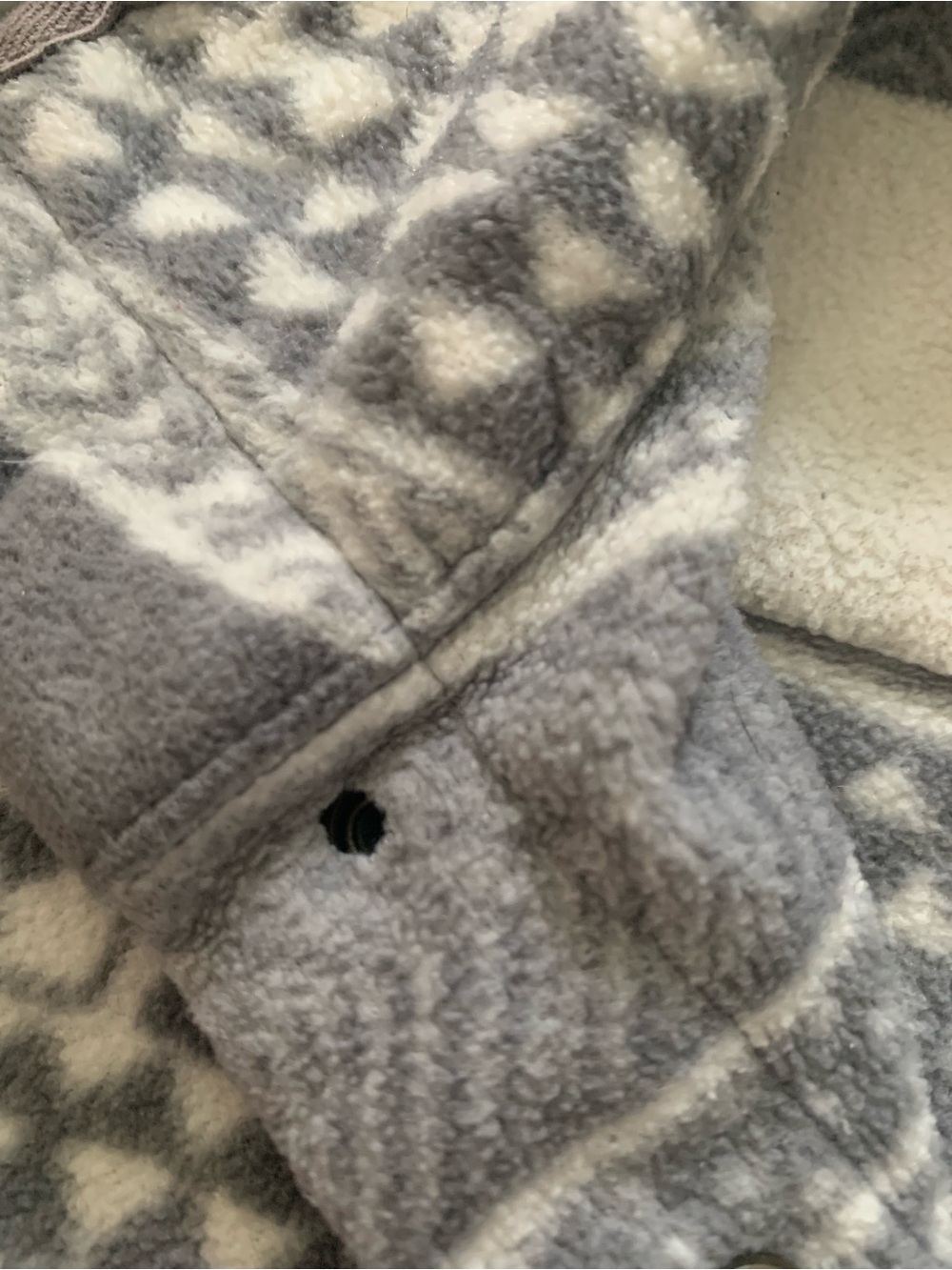 Columbia White & Grey Fleece Pull-over - Picture 10 of 11